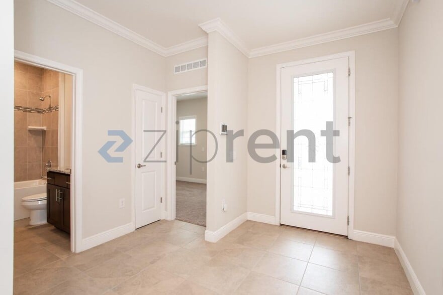 Building Photo - 2129 NW 248th Wy