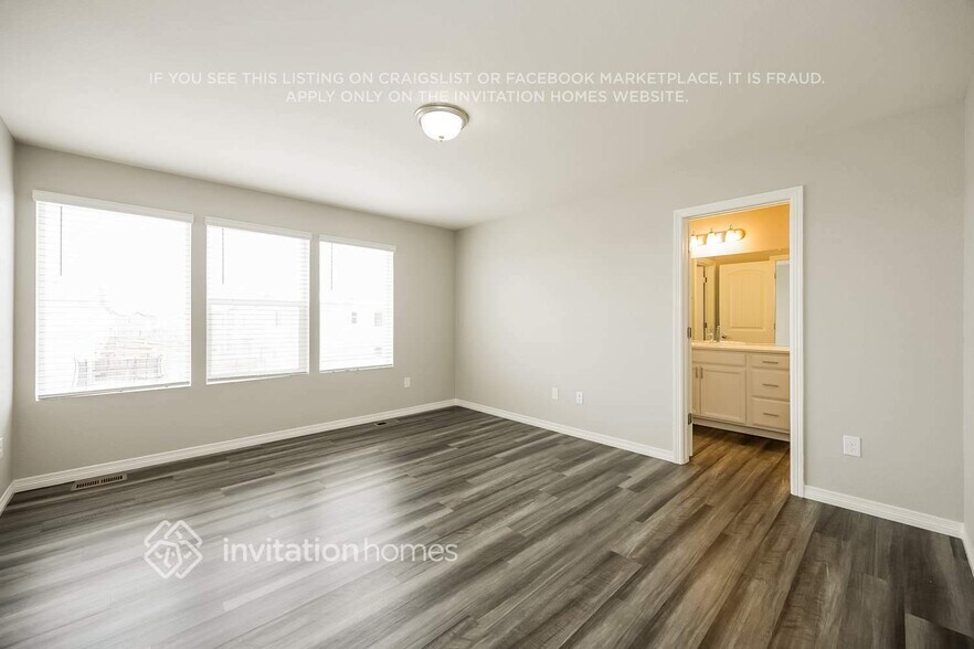 Building Photo - 11257 House Finch Ln