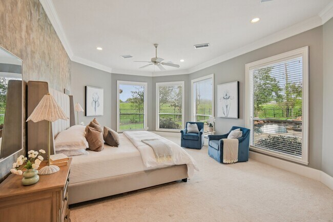 Building Photo - 2 Wilmington Ct