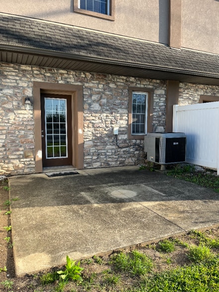 Building Photo - 1181 Trexlertown Rd