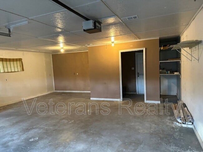 Building Photo - 19136 Pineville Rd