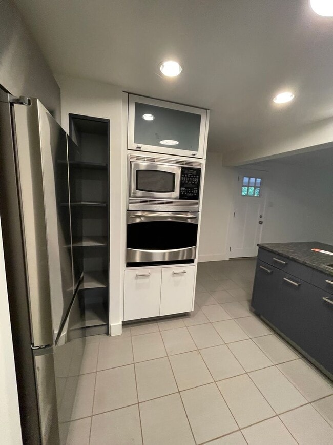 Building Photo - STUNNING Four Bedroom Ranch in Denver, CO-...