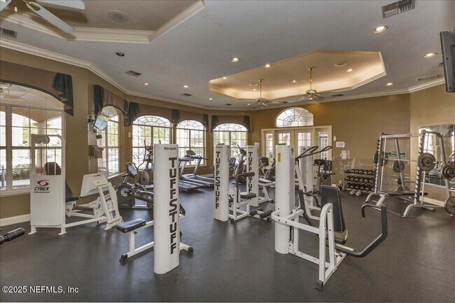 Building Photo - 13810 Sutton Park Dr N