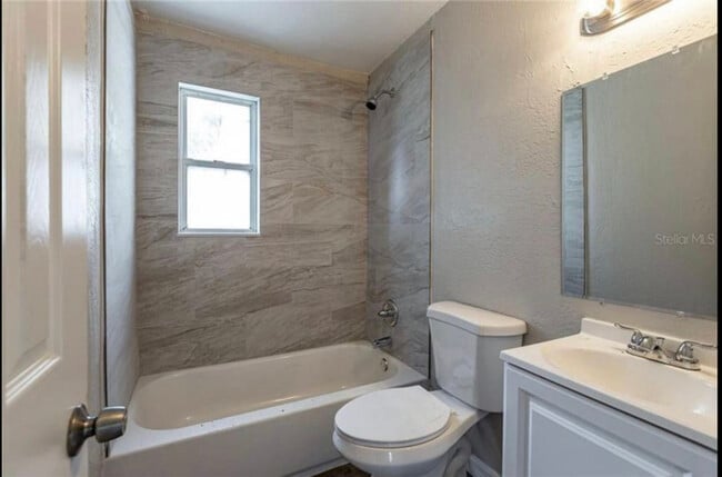 Building Photo - 1526 28th St N