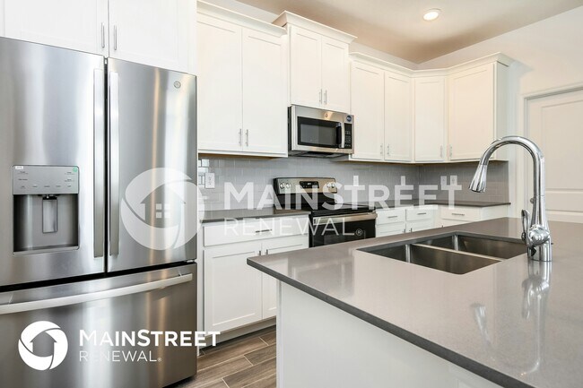Building Photo - 6425 Sprucepine Ln