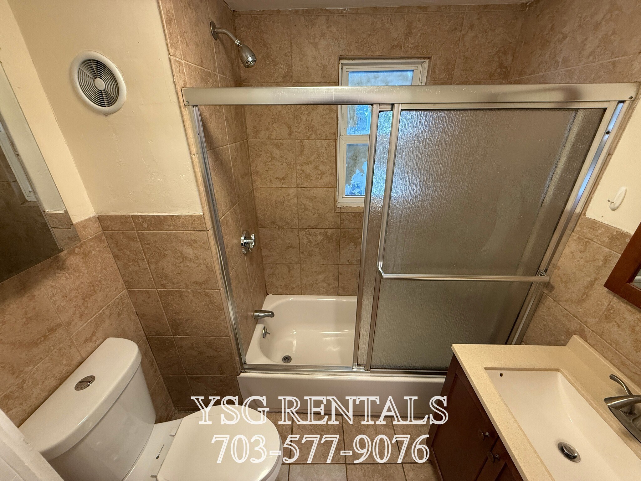 Building Photo - 17 Lambert Ave