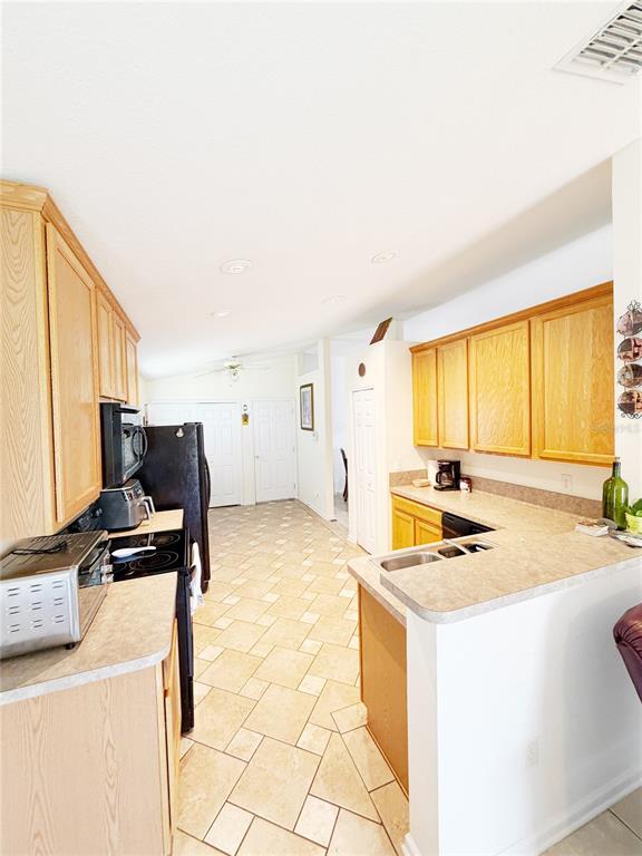 Building Photo - 6825 SW 64th Terrace