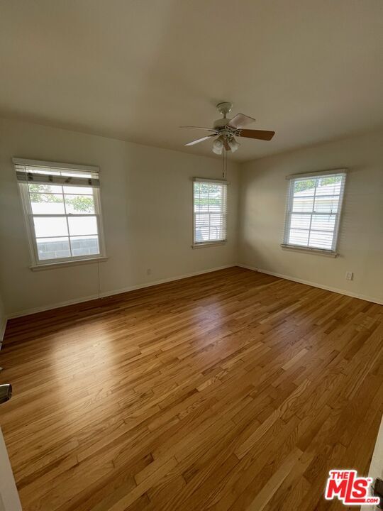 Building Photo - 4434 Grand View Blvd