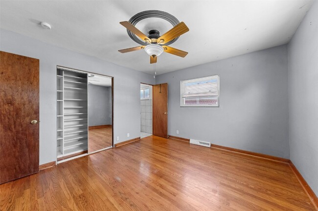 Building Photo - 3735 Koeln Ave