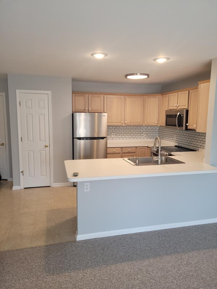 Building Photo - 2775 N Forest Rd