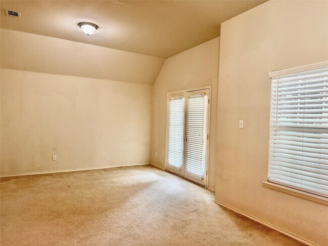 Building Photo - 8373 Brightside Ln