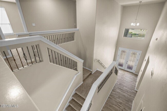 Building Photo - 6148 Oleaster Dr