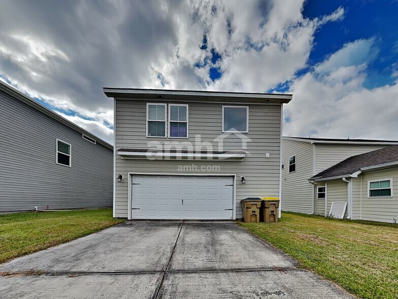 Building Photo - 306 Crabapple Cir