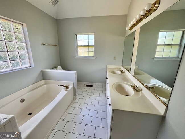 Building Photo - 4156 High Country Dr