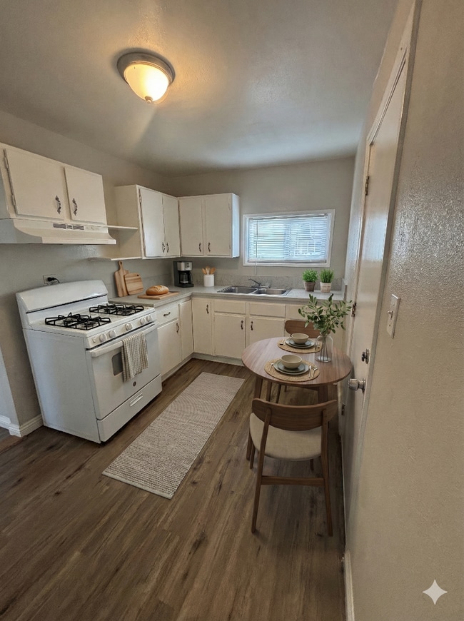 Building Photo - 365 N Phillips St