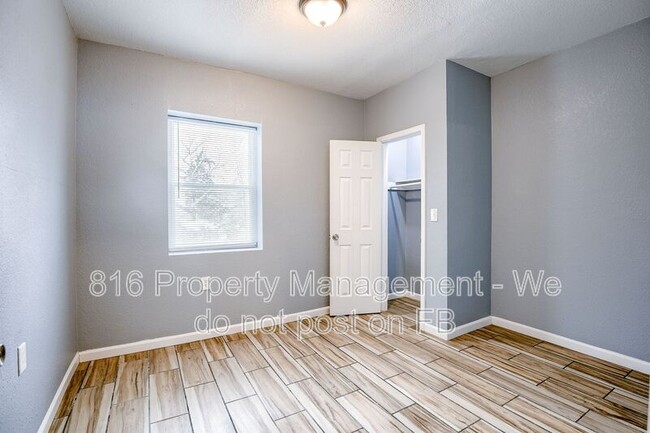 Building Photo - 6901 Jackson Ave