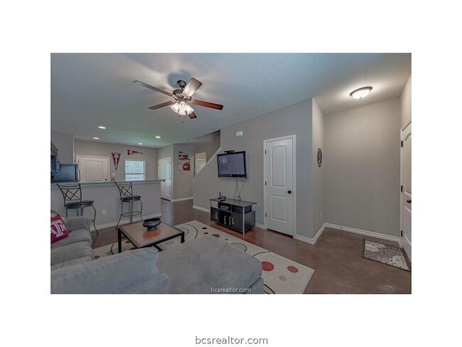 Building Photo - 129 Watson St