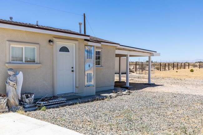 Building Photo - Short Term Furnished Rental!