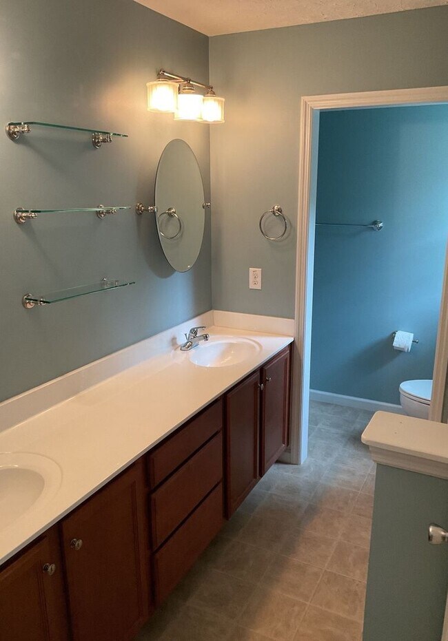 Building Photo - Nice 3 Bedroom, 2 Bath Home in Richlands-3...