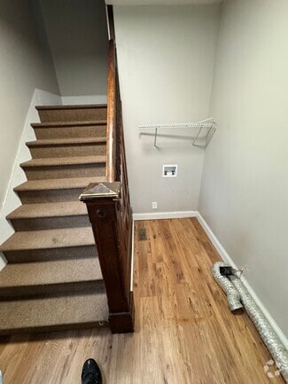Building Photo - 510 Ellicott St