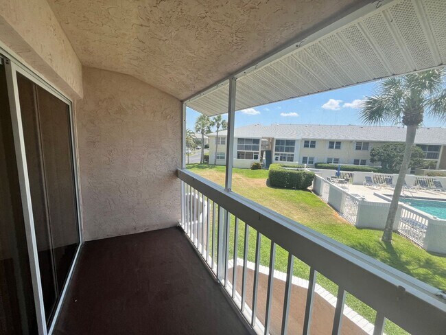 Building Photo - 945 Sonesta Ave NE