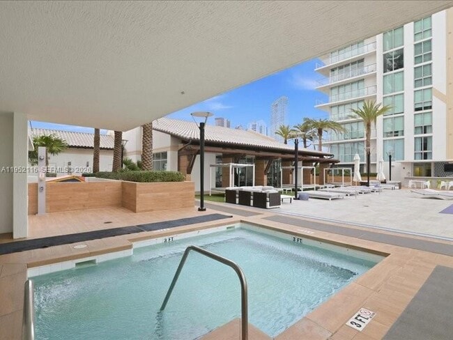 Building Photo - 330 Sunny Isles Blvd