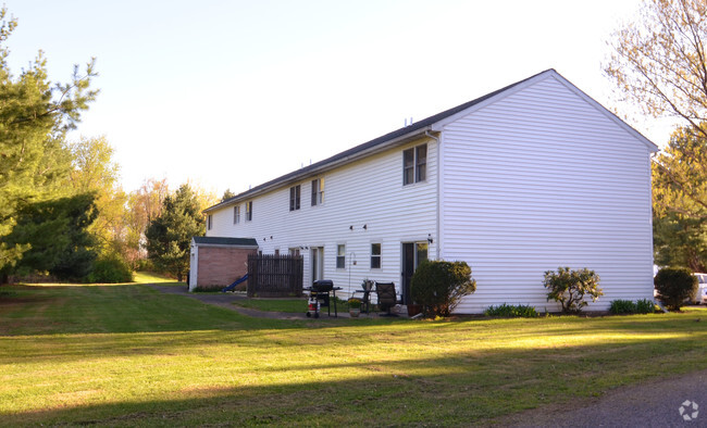 Building Photo - 3121 US Route 9