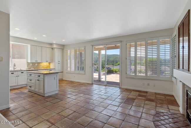 Building Photo - 3146 Foxtail Ct