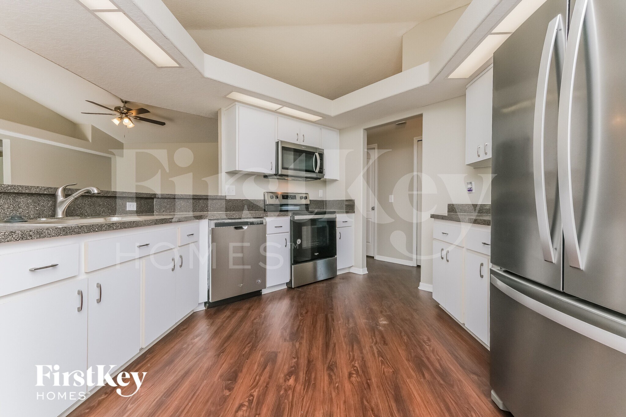 Building Photo - 10121 Briar Cir