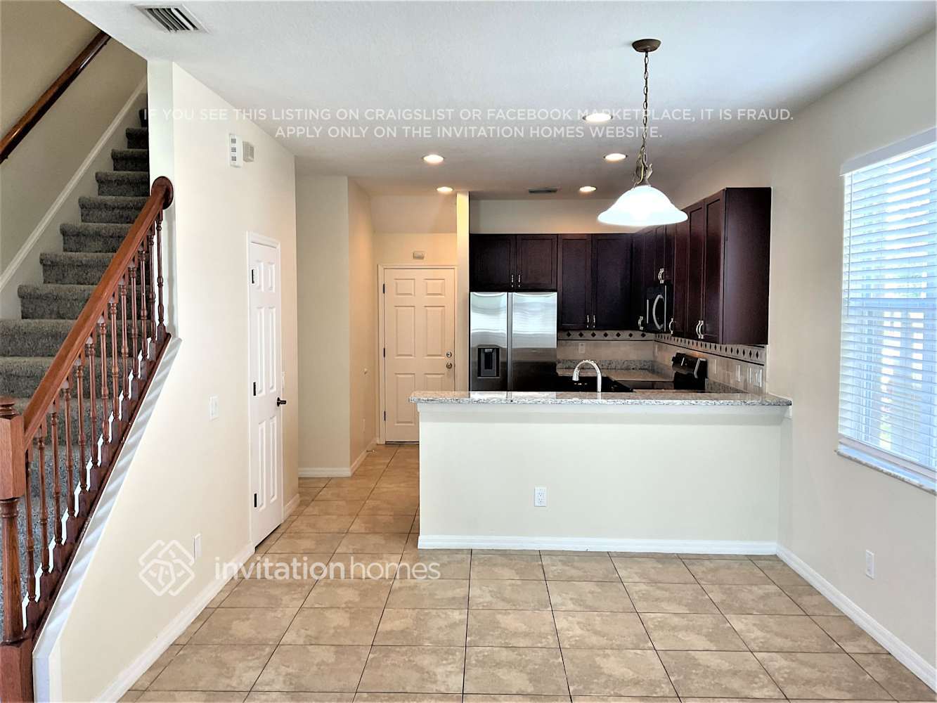Building Photo - 15424 Lost Creek Ln
