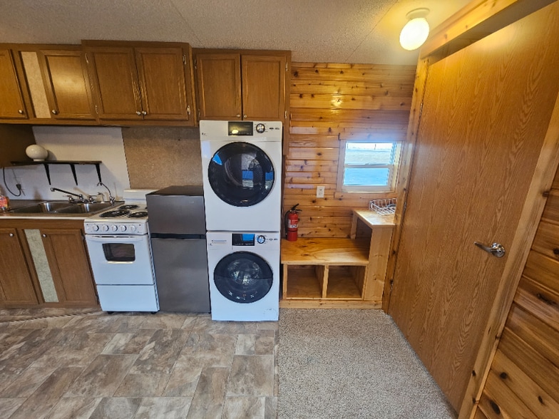 Building Photo - 364 Price Rd