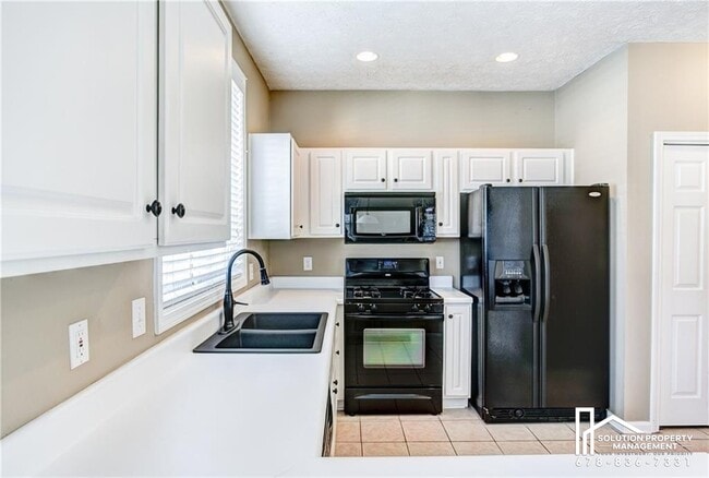 Building Photo - 709 Bedford Ct