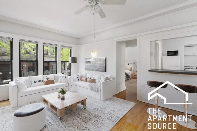 Building Photo - 434 W Diversey Pkwy