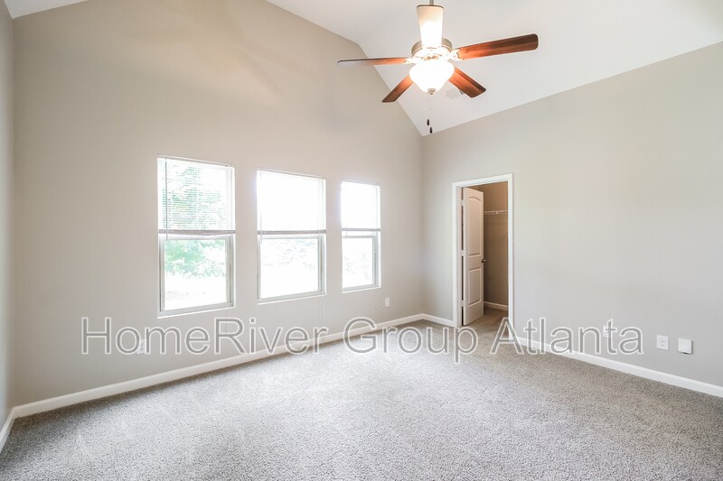 Building Photo - 192 Daisy Cir
