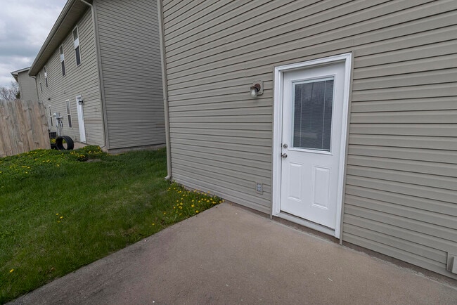 Building Photo - 5307 Currituck Ln