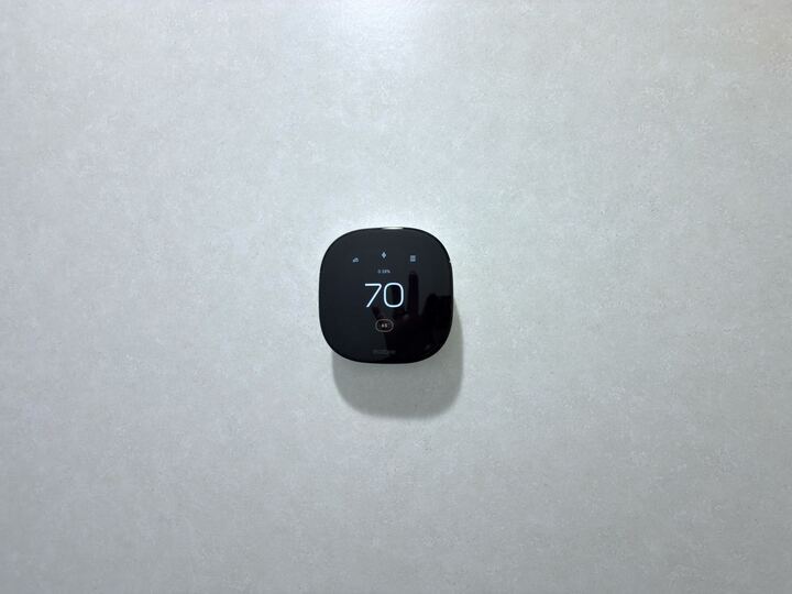 Building Photo - 52705 Van Buren Dr