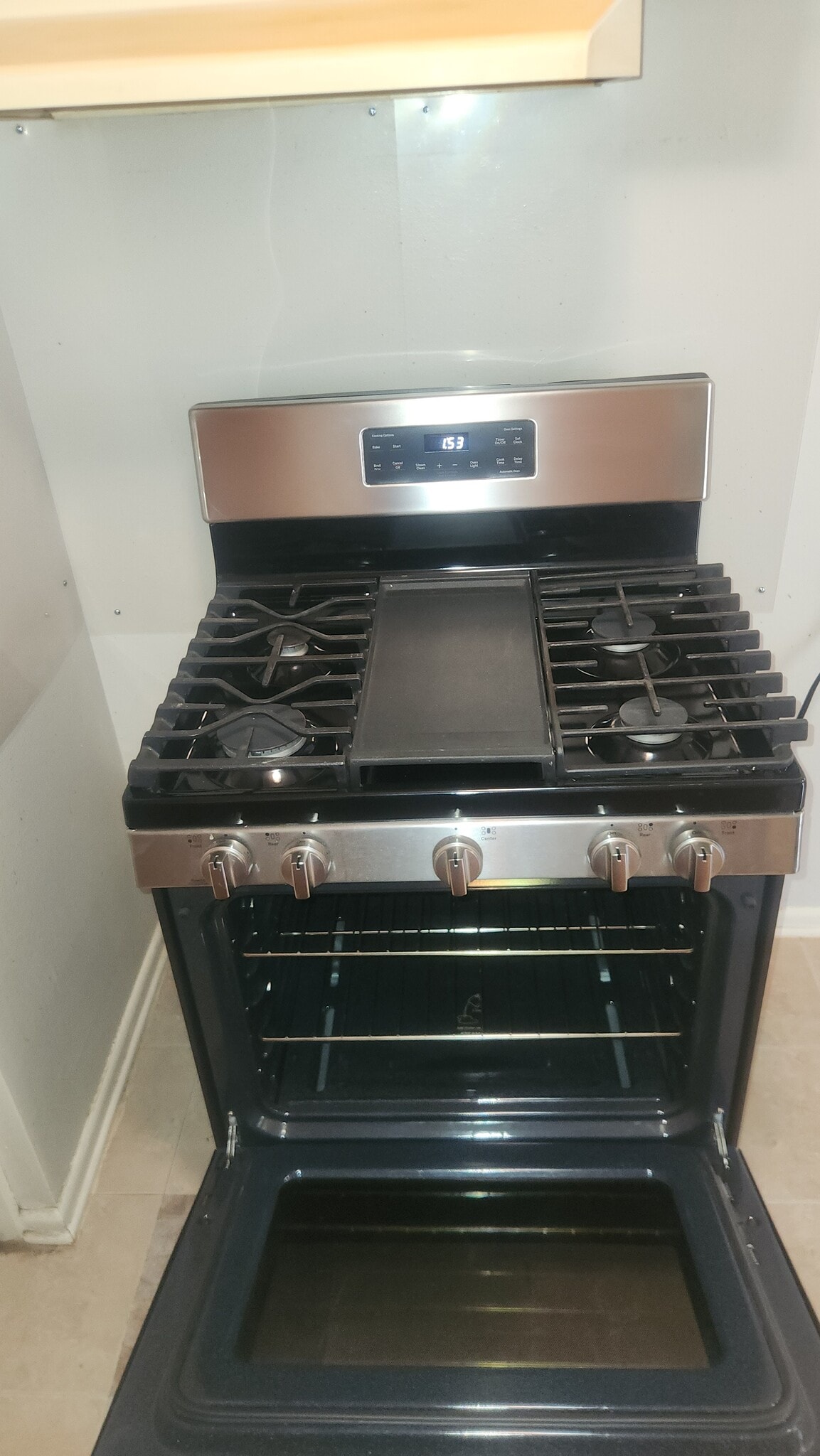 Building Photo - 3374 J St