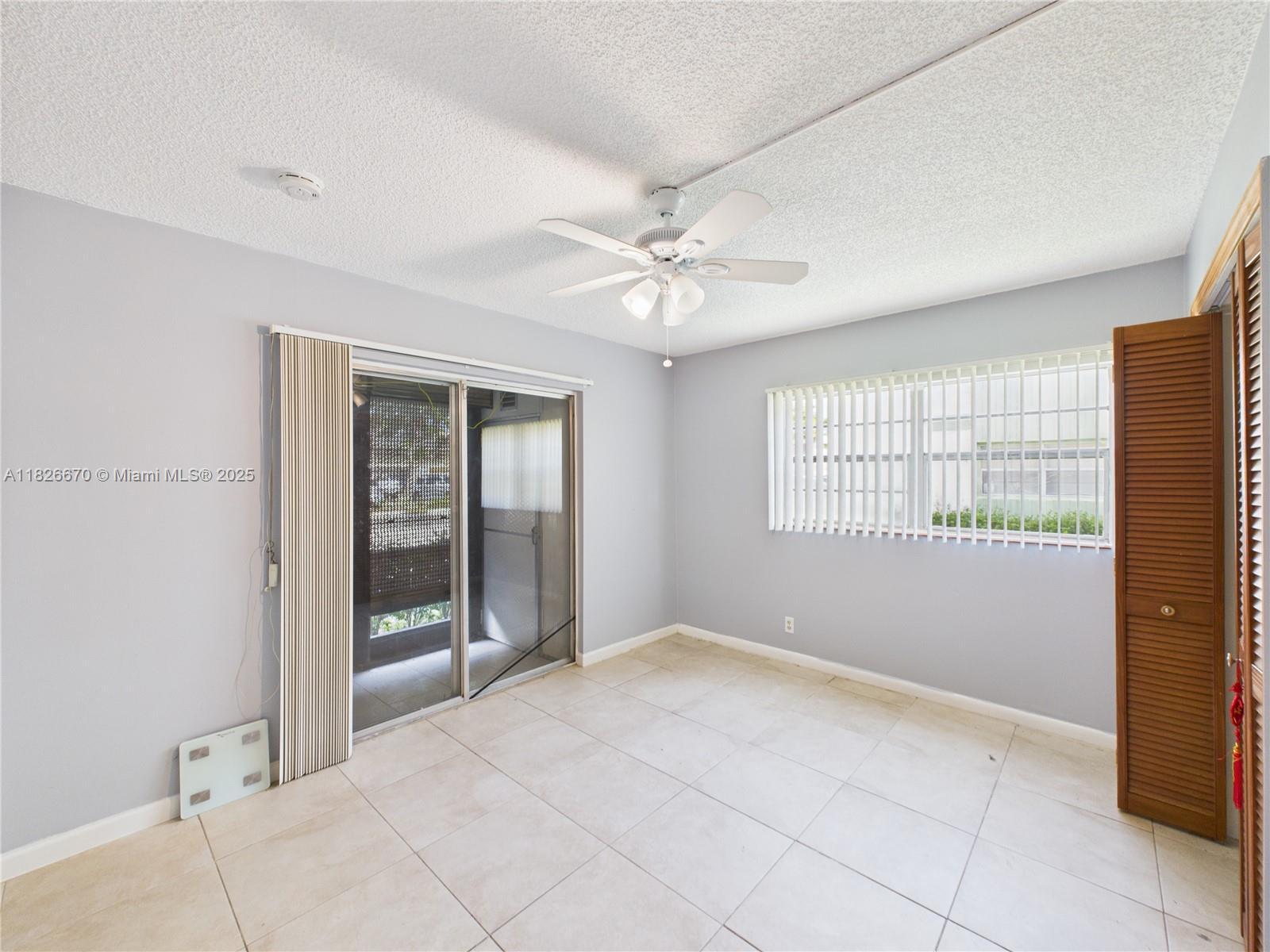 Building Photo - 4113 NW 88th Ave