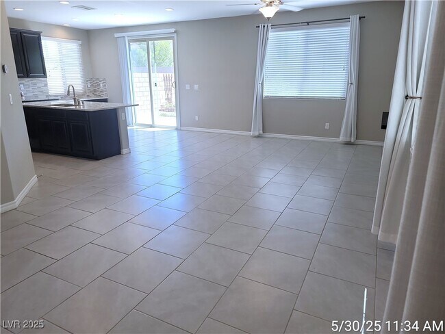 Building Photo - 12212 Loggeta Way