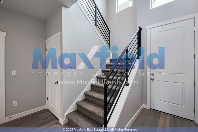 Building Photo - Brand New - Modern Living / 4BD 2.5 BTH 2GAR / Home in Lehi