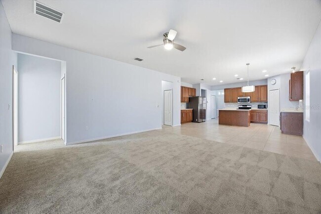 Building Photo - 5588 Sycamore Canyon Dr