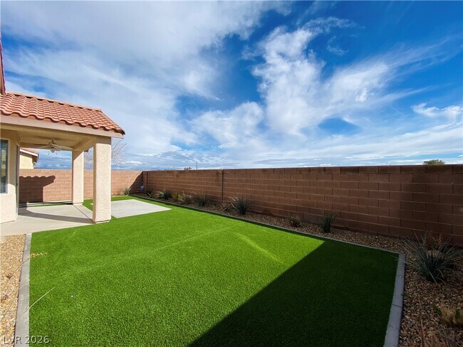 Building Photo - 8794 Timber Mesa St