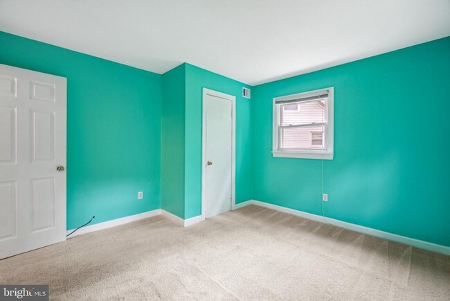 Building Photo - 4006 Dubois Ct