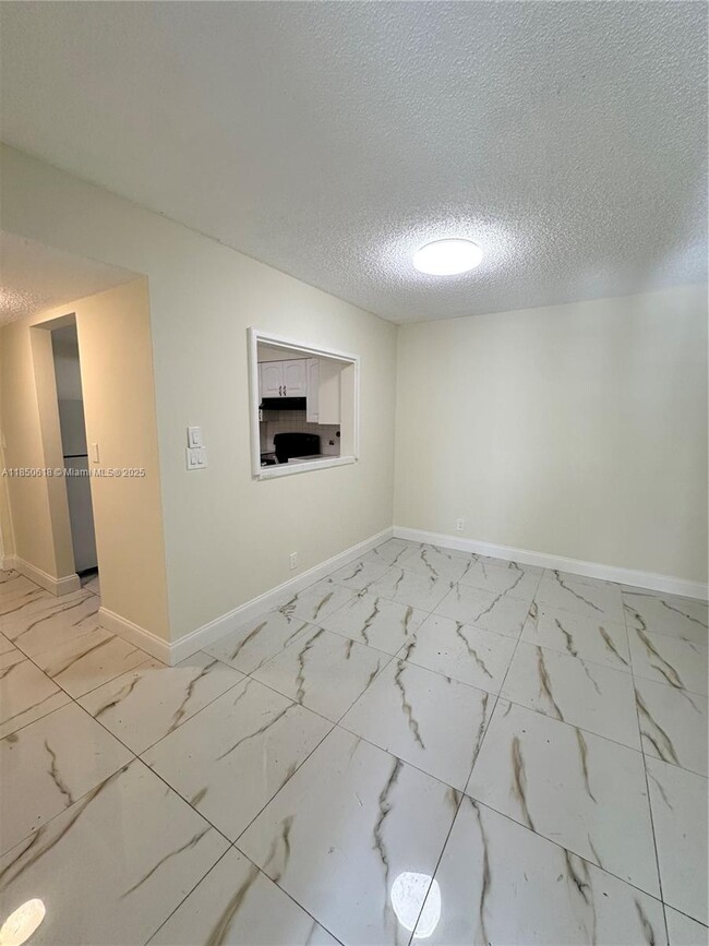 Building Photo - 4141 NW 90th Ave