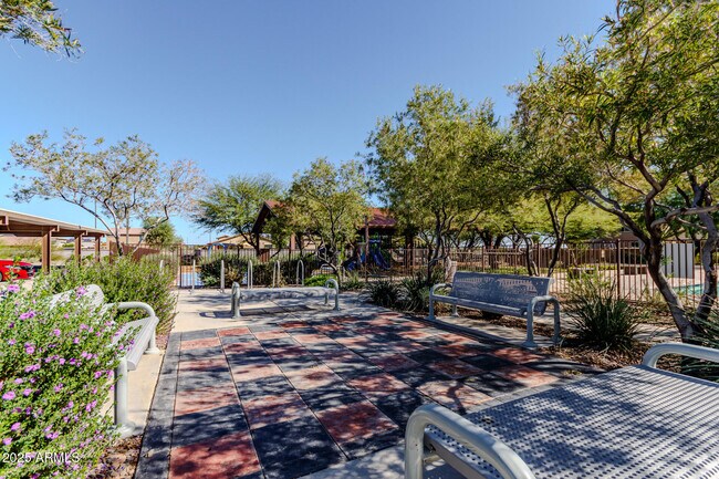 Building Photo - 17478 W Paraiso Ln