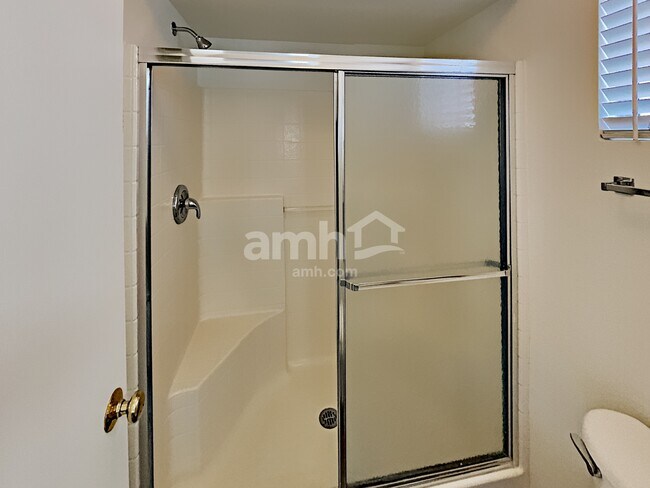 Building Photo - 16185 W Washington St