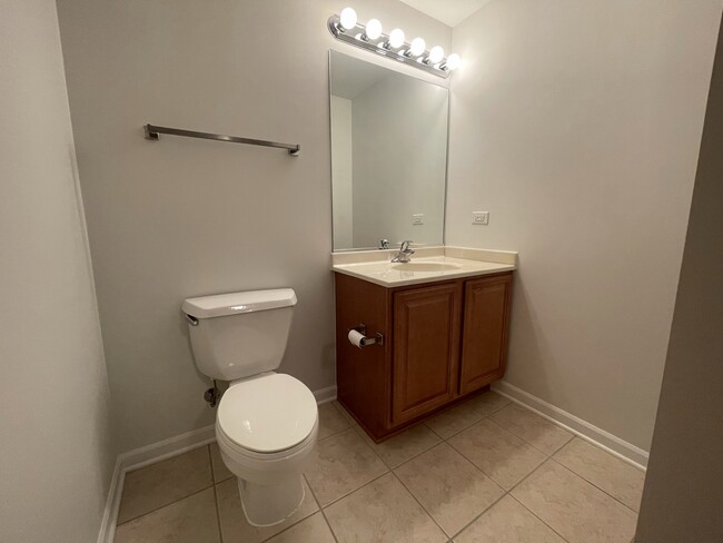 Half Bath - 1250 S Indiana Ave
