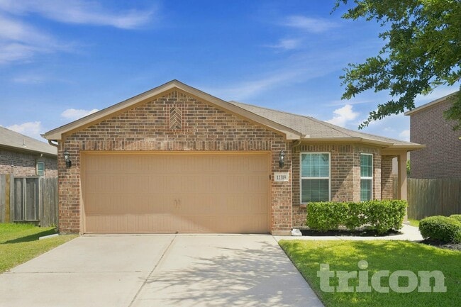 Building Photo - 12318 Wavecrest Rd