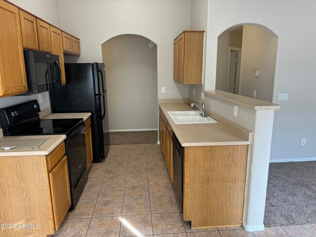 Building Photo - 9313 Olla Ave