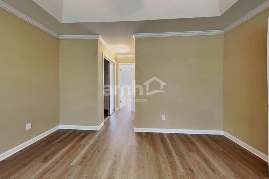Building Photo - 244 Sarazen Dr